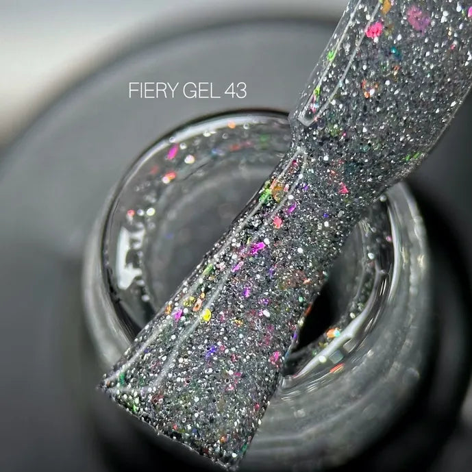 SAGA Professional Gel lak Fiery Gel 43, 9 ml, šedý