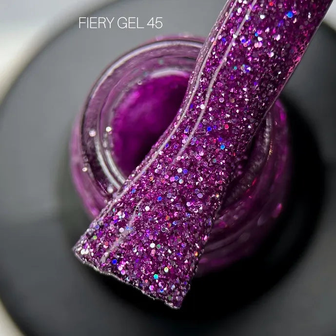 SAGA Professional Gel lak Fiery Gel 45, 9 ml