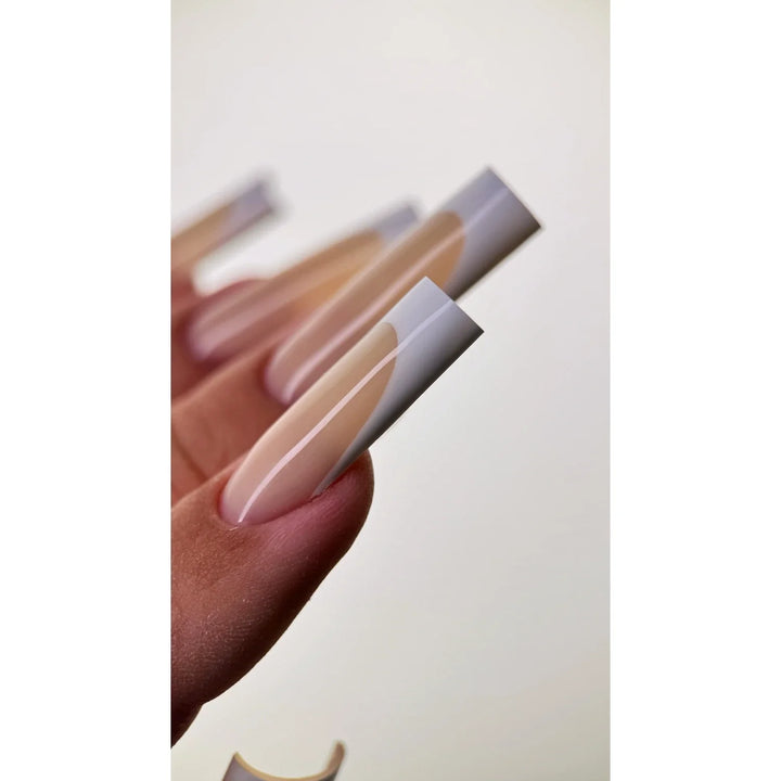 TOUCH Soft Gel Tips Extra Long Square – tips applied on nails