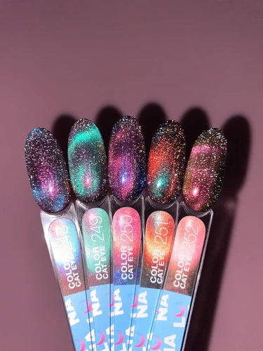 LUNA Gel lak Color Cat Eye 251, 8 ml, fialový