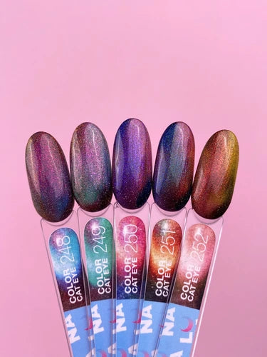 LUNA Gel lak Color Cat Eye 251, 8 ml, fialový