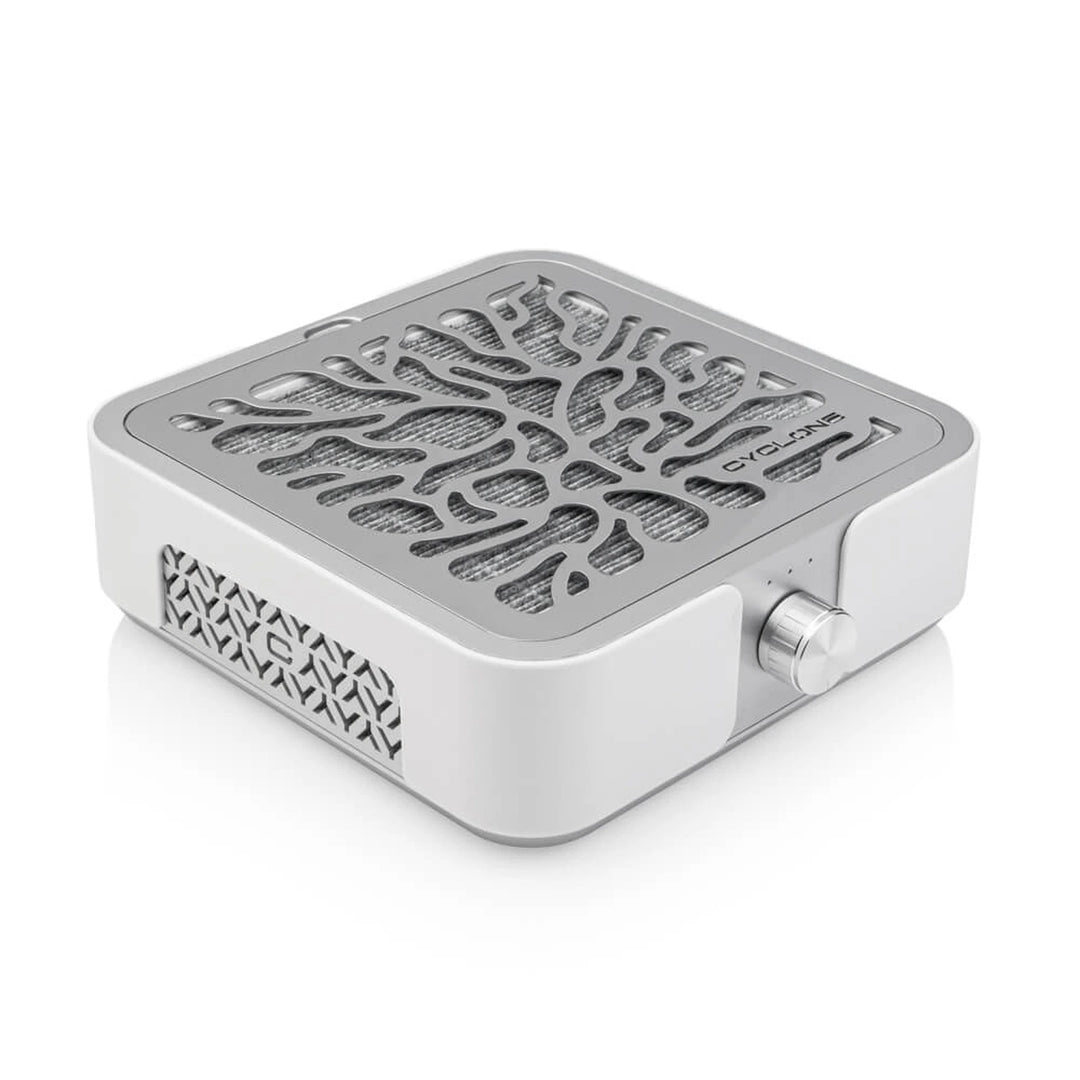 BUCOS Odsávačka prachu CYCLONE X3 SILVER s aktivním uhlím a HEPA filtrem 72W pro manikúru a pedikúru