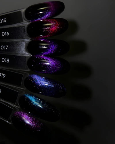 Dark Gel lak Cat Eye 18, 6 ml, modrý