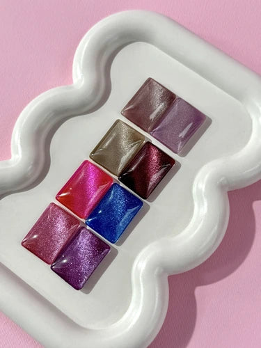 LUNA Cat Eye báze 04, 13 ml, červená