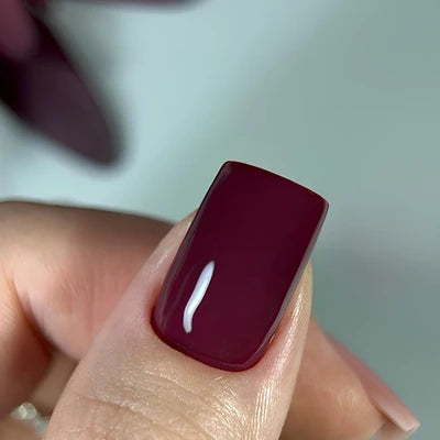 DARK Gel lak 141, 10 ml, bordový