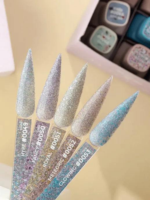 DNKa’ Krycí báze #0051 Royal, zlatá s třpytkama