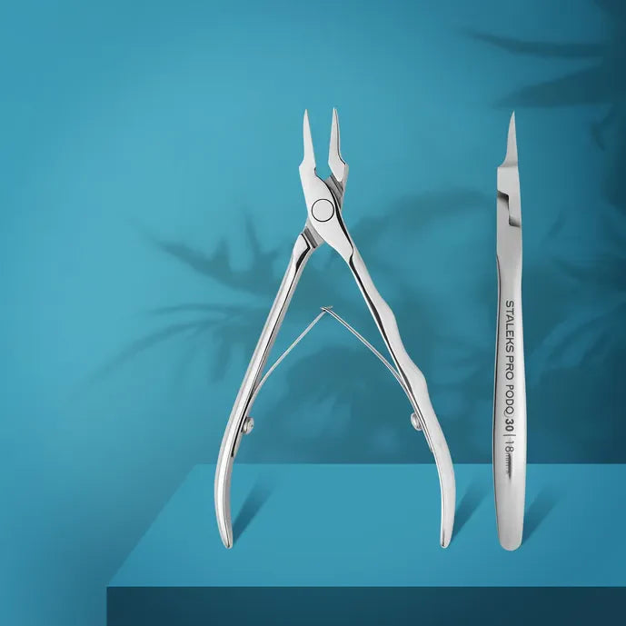 Professional nippers for ingrown nails Staleks