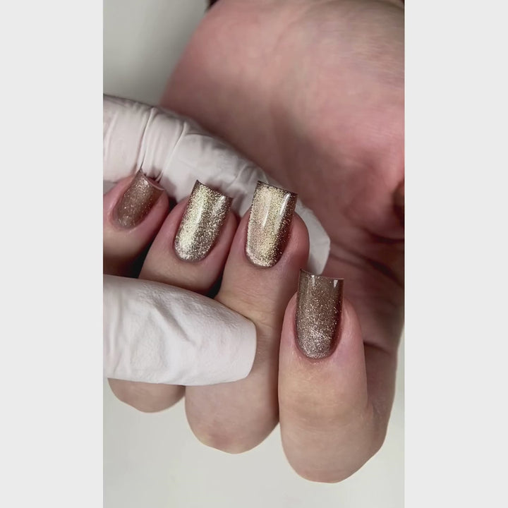 Dark Gel lak Cat Eye 32, 6 ml