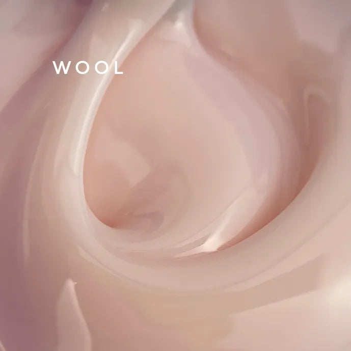 TOUCH Stavební gel WOOL, 30 ml, jemně mléčný